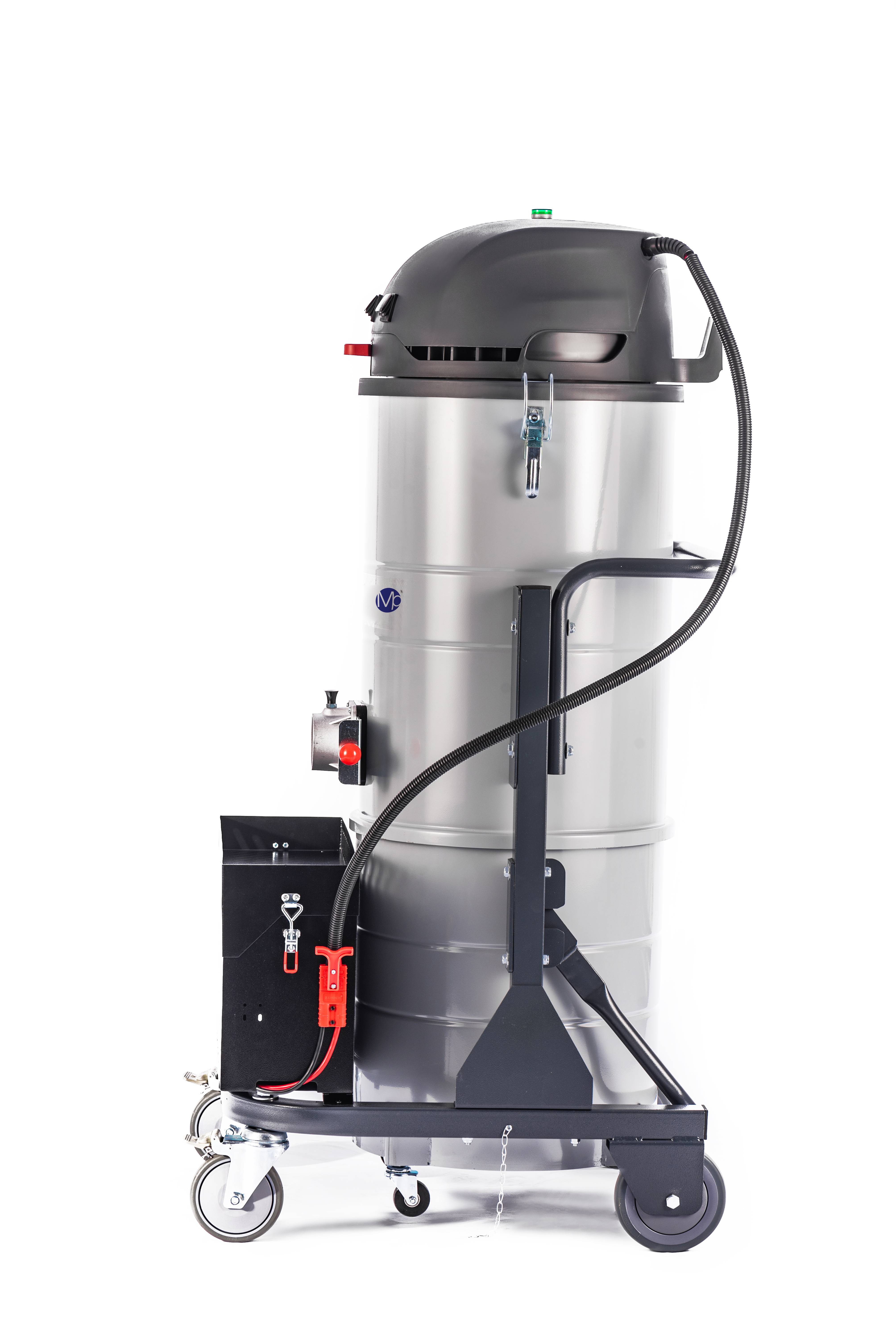 The Importance of Industrial Vacuum Cleaners in the Workplace