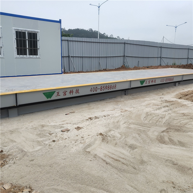 Concrete deck structure truck weighing scale