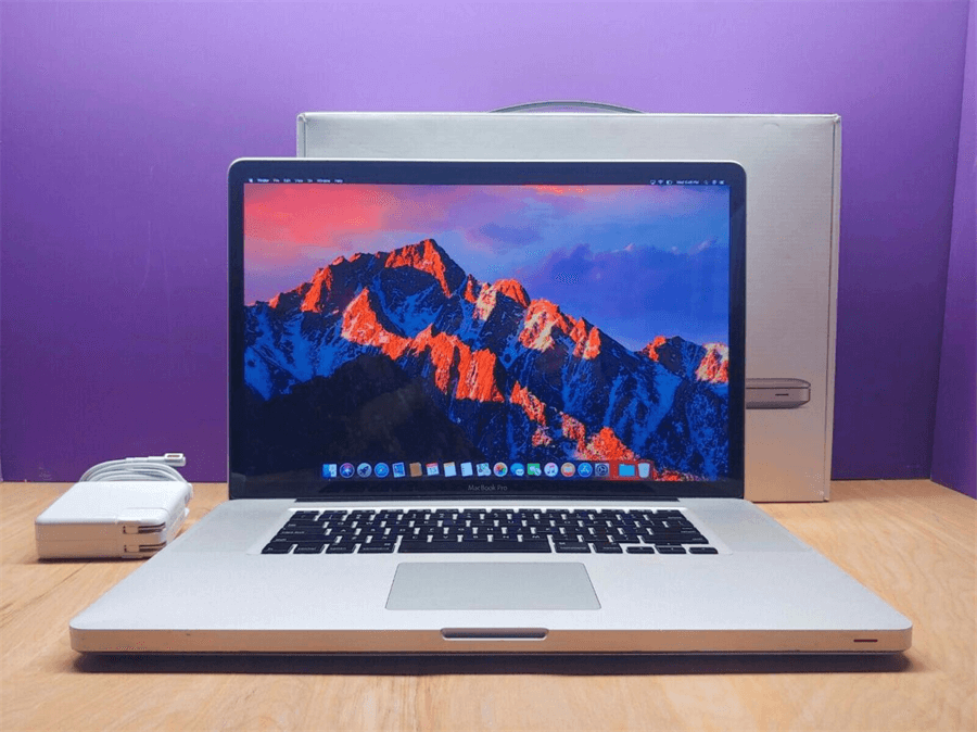 Apple kompaniyasining sensorli ekranli Macbook