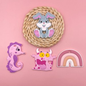 Chang Long High Quality Animal Shape Baby Teether BPA Free Custom Pendant Soft Toy Silicone Teether