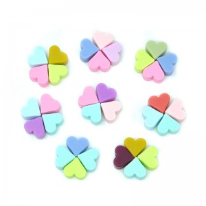 Wholesale mini heart shape soft bpa free silicone beads