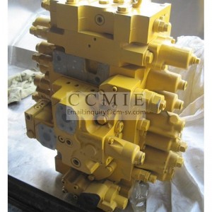 723-47-26104 Komatsu excavator main valve PC300-7 parts