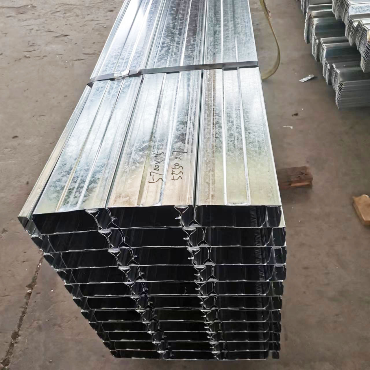 Processing steel structure partition floor slab 510 floor bearing plate 1.2mm profiled steel plate YX65-170-510