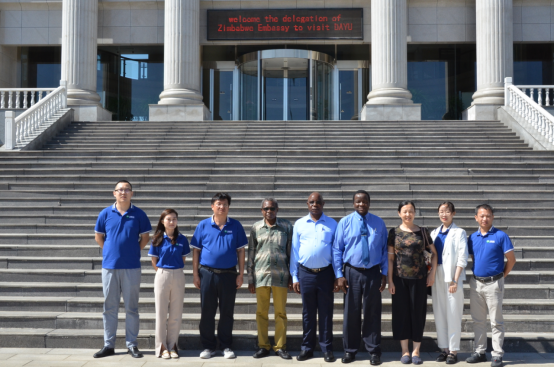 Delegation of Zimbabwe Embassy in China visits Dayu Irrigation Group