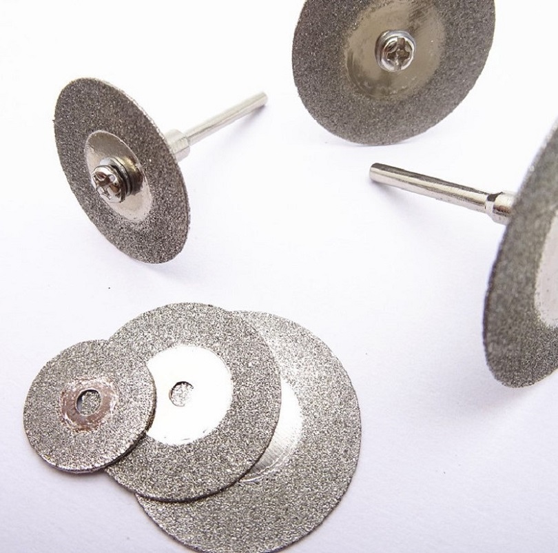 Electroplated Diamond grinding and cutting blade