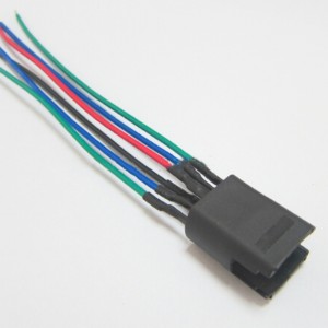Wire harness connectors for PM221 series