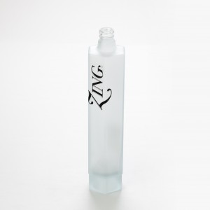 Customized spirits glass bottles
