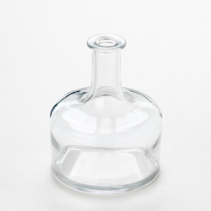 Botella de vidrio súper pedernal para licor.