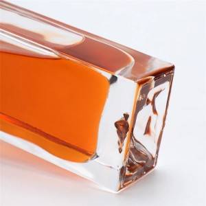Factory Manufacturing High Quality Bottle Glass Square Various