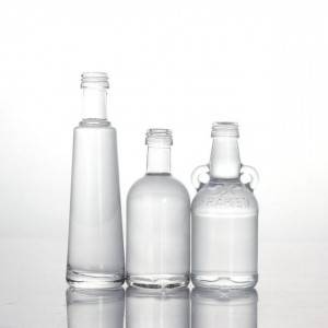 Tequila vodka ˴ ဝီစကီ ˴ ဘရန်ဒီ ˴ gin ˴ ရမ်ဝိုင် ဖန်ပုလင်းများ