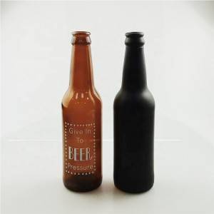 Matēta melna stikla alus pudeles ar vāciņu