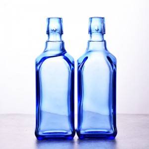 בקבוק זכוכית יין בצבע כחול 500 מ"ל