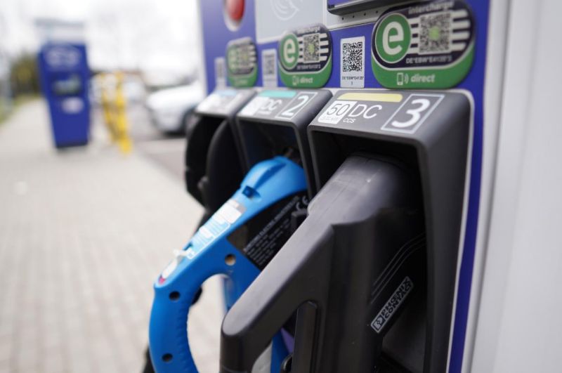«BT превратит уличные шкафы в зарядные станции для электромобилей»