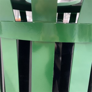 Hurtowe pojemniki na śmieci o pojemności 38 galonów z zielonej stali Zewnętrzny metalowy kosz na śmieci z listwami z płaską pokrywą 3