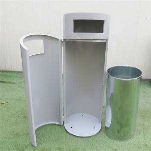 Zeitgenössischer Design-Abfallbehälter aus Stahl für Park Street, Hersteller 3