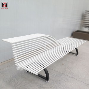 Zakázková komerční pouliční sedací lavice z nerezové oceli v parku s opěradlem 3