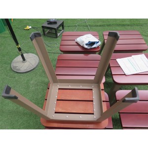 Dining table and chair set