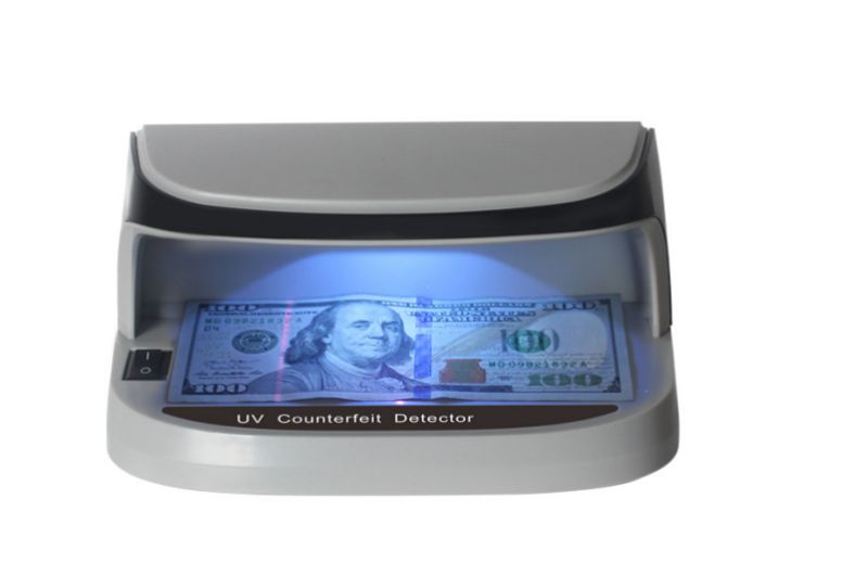 Small UV light LED counterfeit money detector