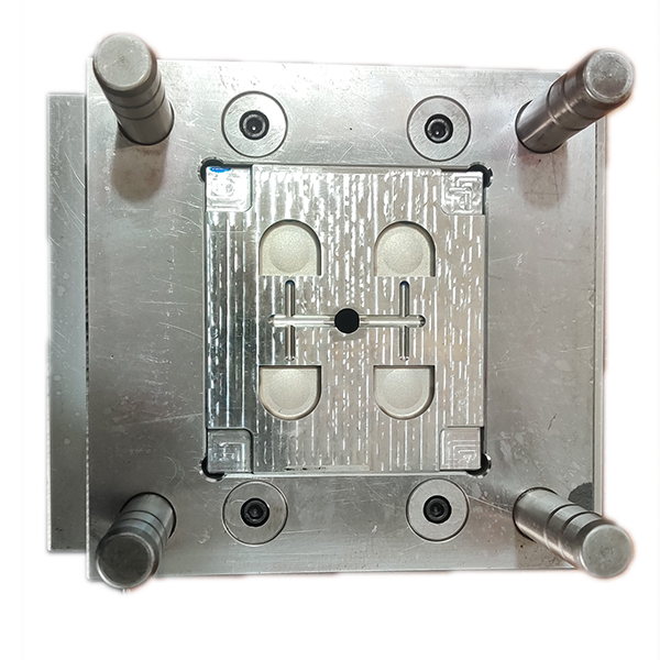 Electronic Black Parts Plastic Injection Mold With Multiple Cavities