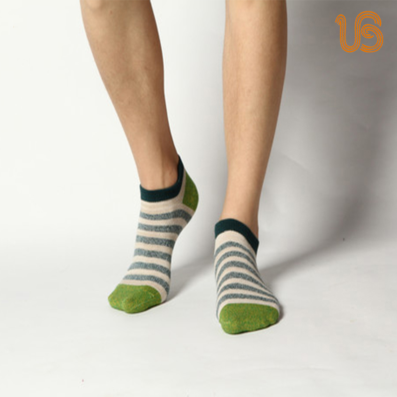 Men Stripe Ankle Sock/Men’s Striped Crew Socks – Striped Socks For Sale Featured Image