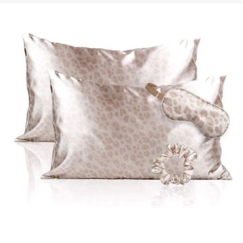 Leopard print design poly satin soft pillowcase