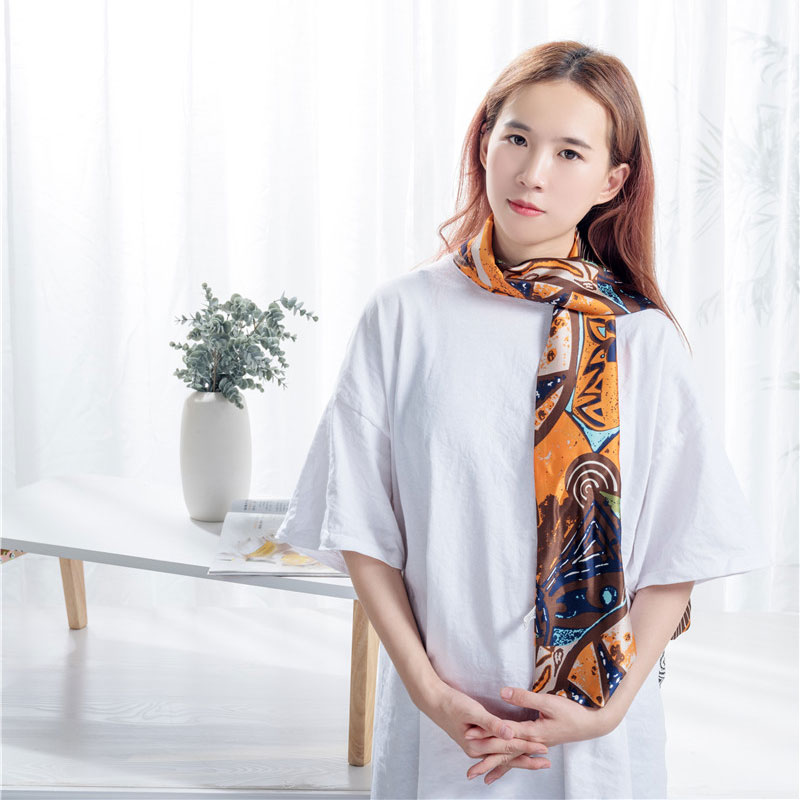 Breathable polyester scarf 
