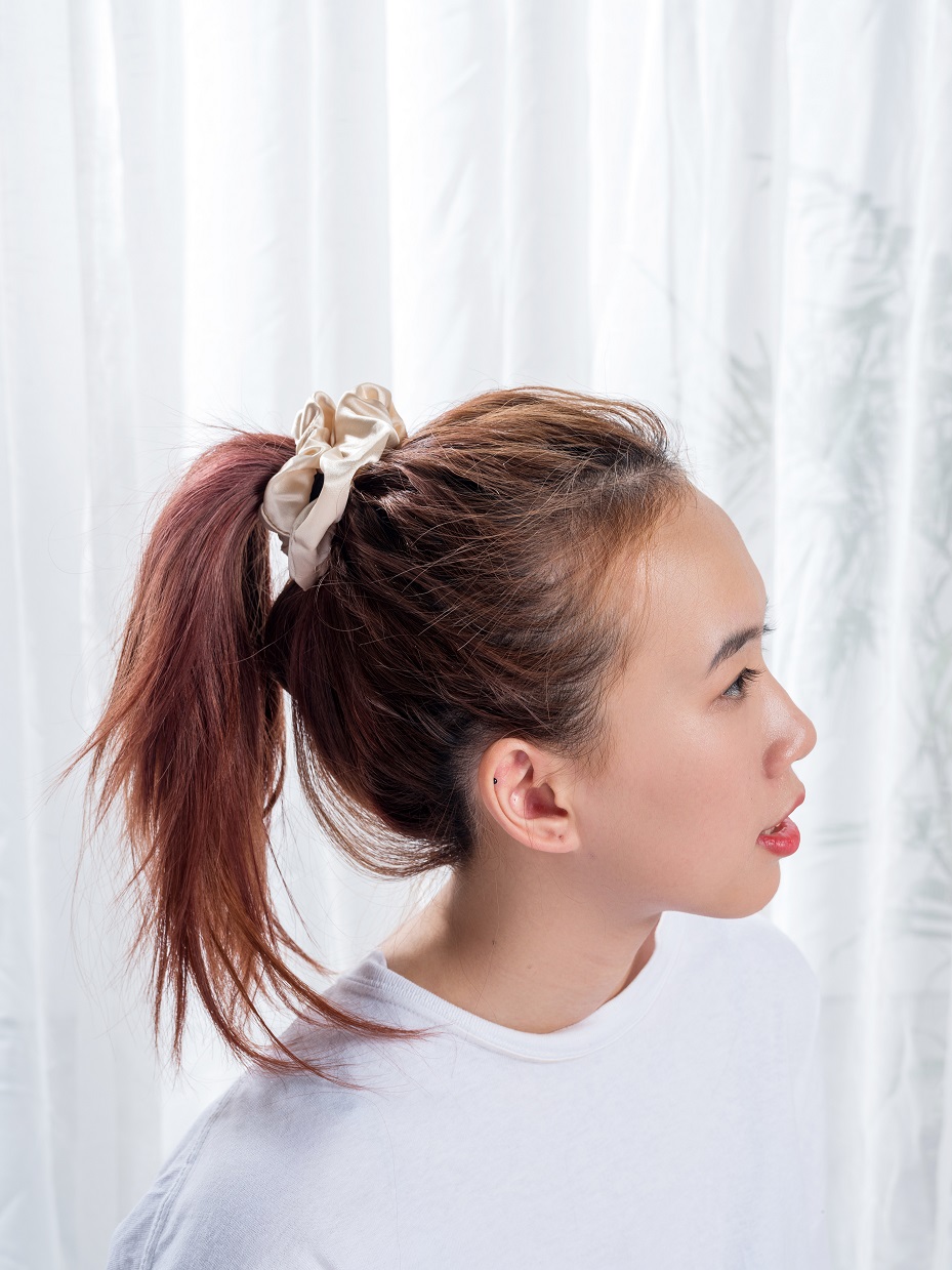 Why are scrunchies made of silk preferable for your hair?