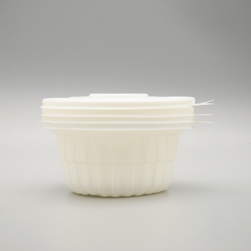Degradable corn starch meal bowl used at home and restaurants