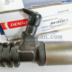 Originalni Denso Common Rail injektor 095000-0720 ME300290 MITSUBISHI FIGHTER 095000-0720