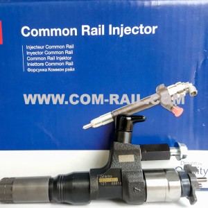 HINO için orijinal Common Rail Enjektör 095000-6813 23670-E0201