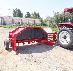 M200 Tractor-pulled compost turner