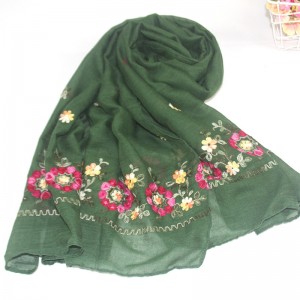 Women’s autumn and winter cotton linen embroidered scarf Ethnic style embroidered linen Bohemia sun shawl