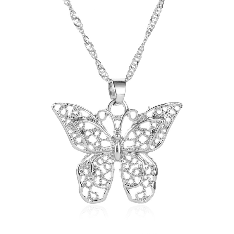 High Quality Chunky Necklace Jewelry Water Wave Chain Gold Butterfly Pendant Necklace Woman