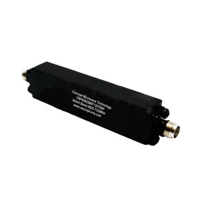 Dutinový zárezový filter s potlačením 45 dB od 5925 MHz do 7125 MHz