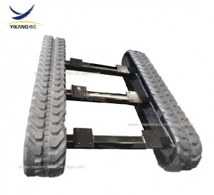 rubber track undercarriage with 3 crossbeam for multifunctional transport vehicle