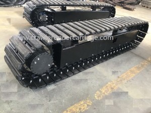 Factory drilling rig multifunctional rubber pads steel track undercarriage for mobile crusher from China Yijiang