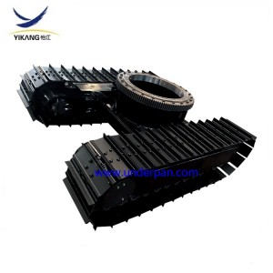 Straight crossbeam steel track undercarriage with rotating bearing for drilling rig excavator