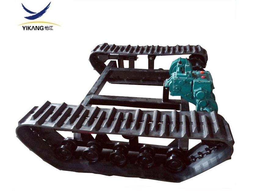 What is the difference between engineering rubber tracks and agricultural rubber tracks?