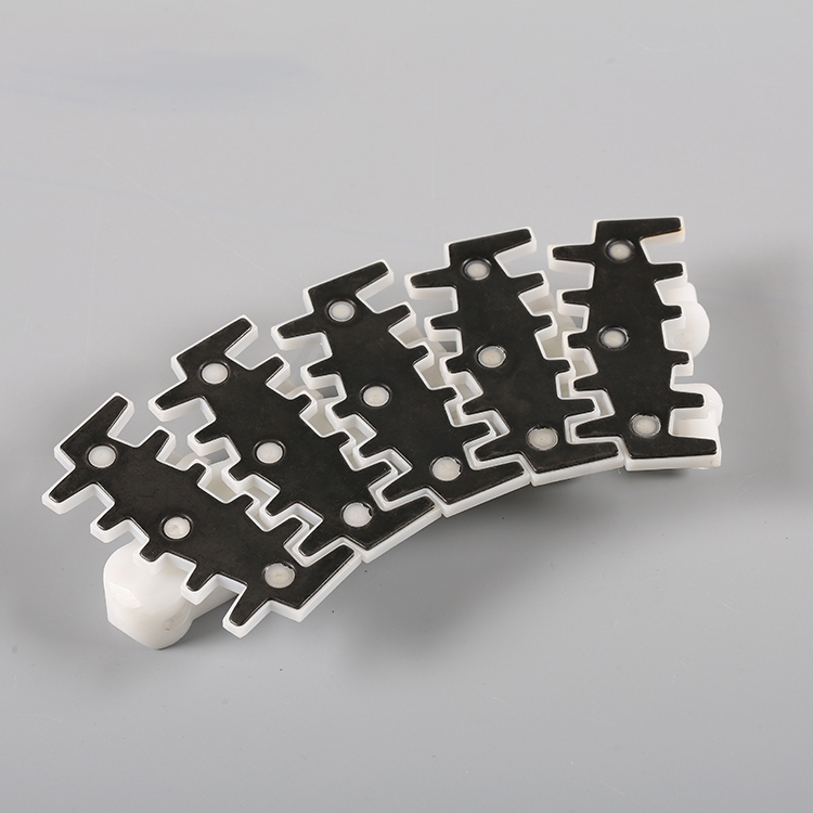 flexible conveyor chain with steel