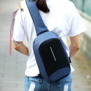 Malá cool taška cez rameno – FEIMA BAG