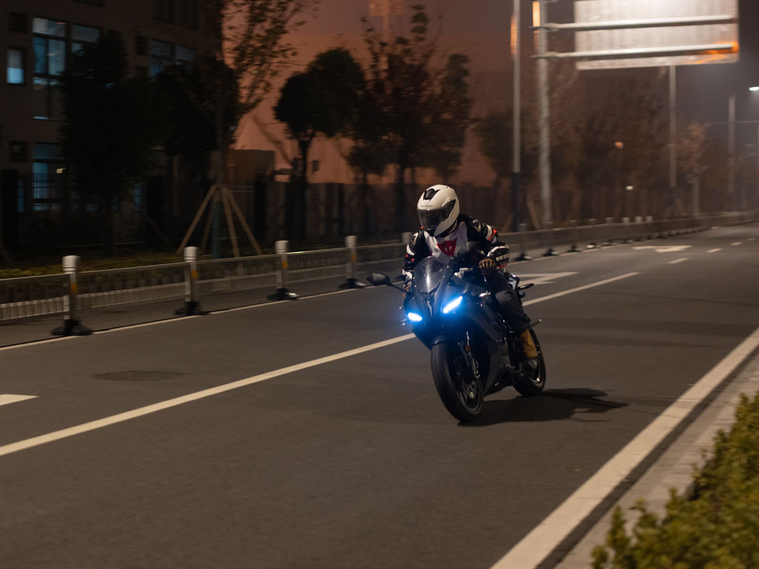 Elektriske motorsykkellys: The Guardian of Night Riding