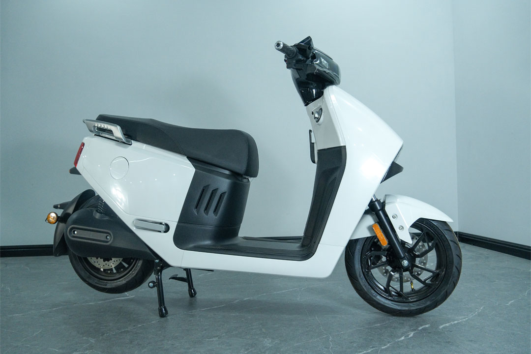 Nrov Electric Moped Models nyob rau hauv lub lag luam Turkish