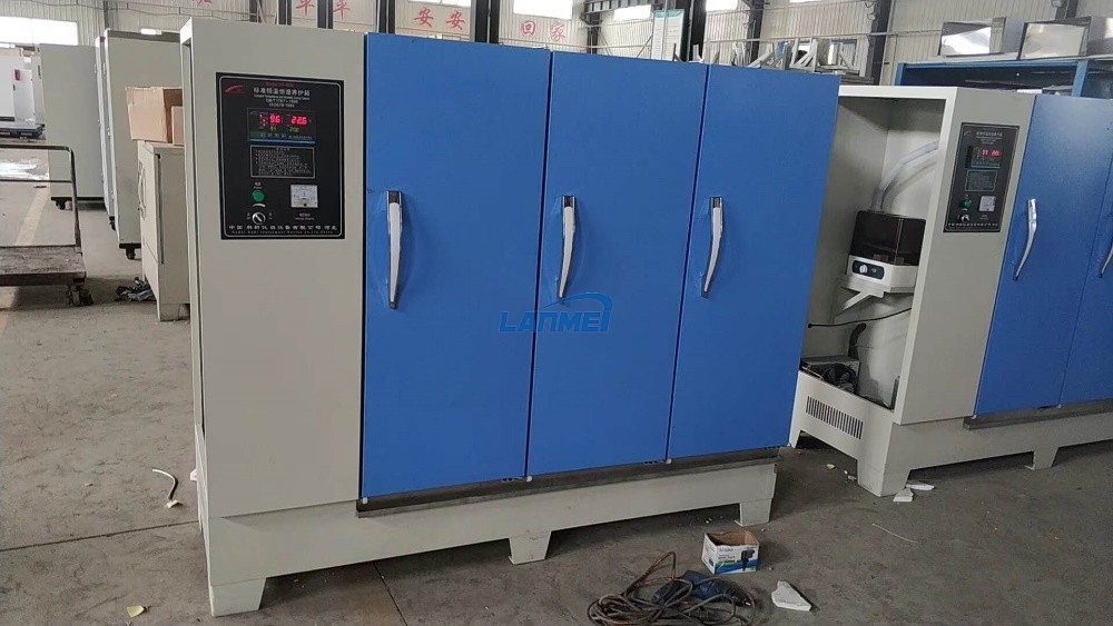 Qhob Standard Temperature Humidity Curing Chamber