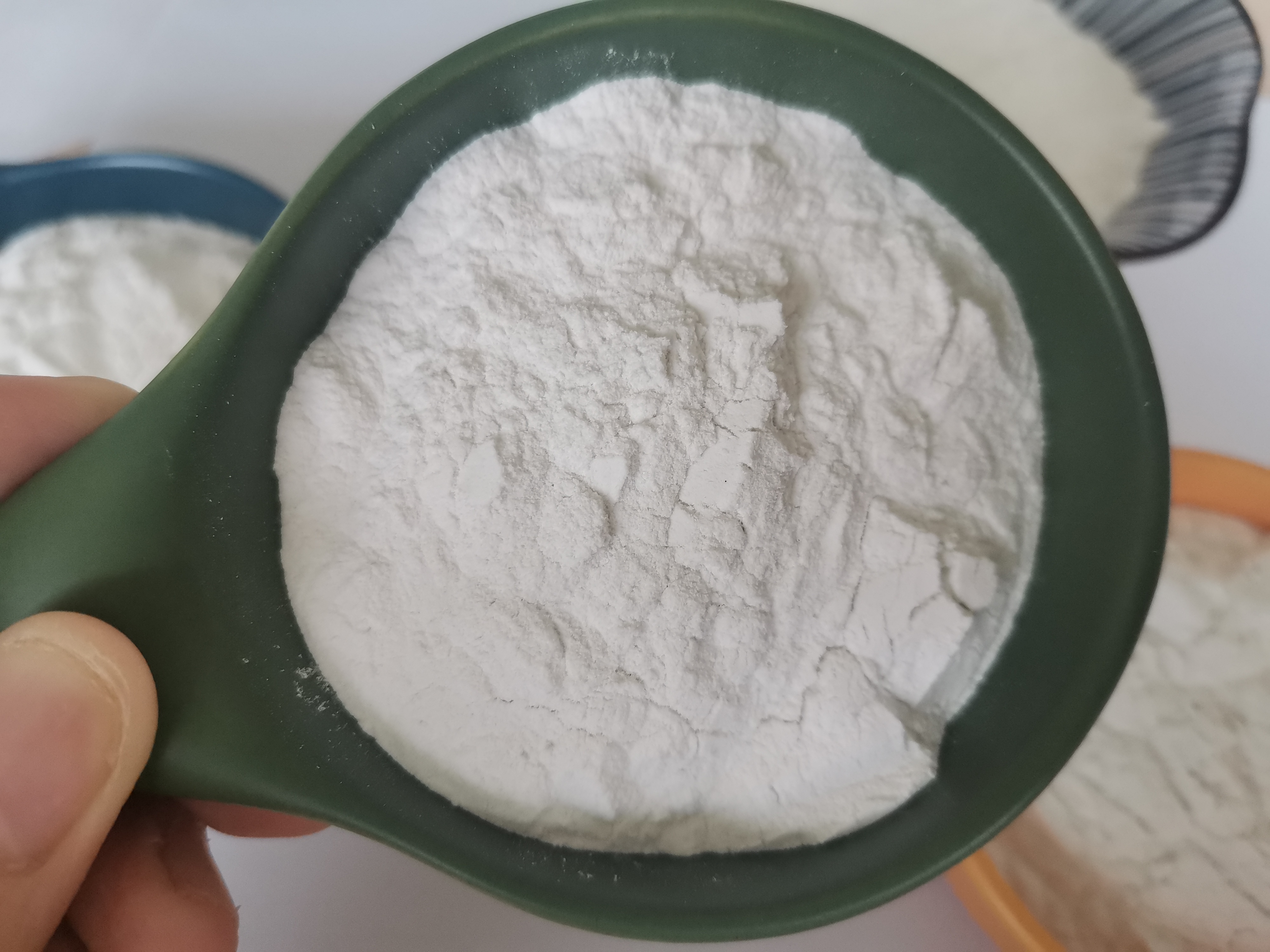 Using diatomaceous earth to filter, the principle and operation of pre-coating filter