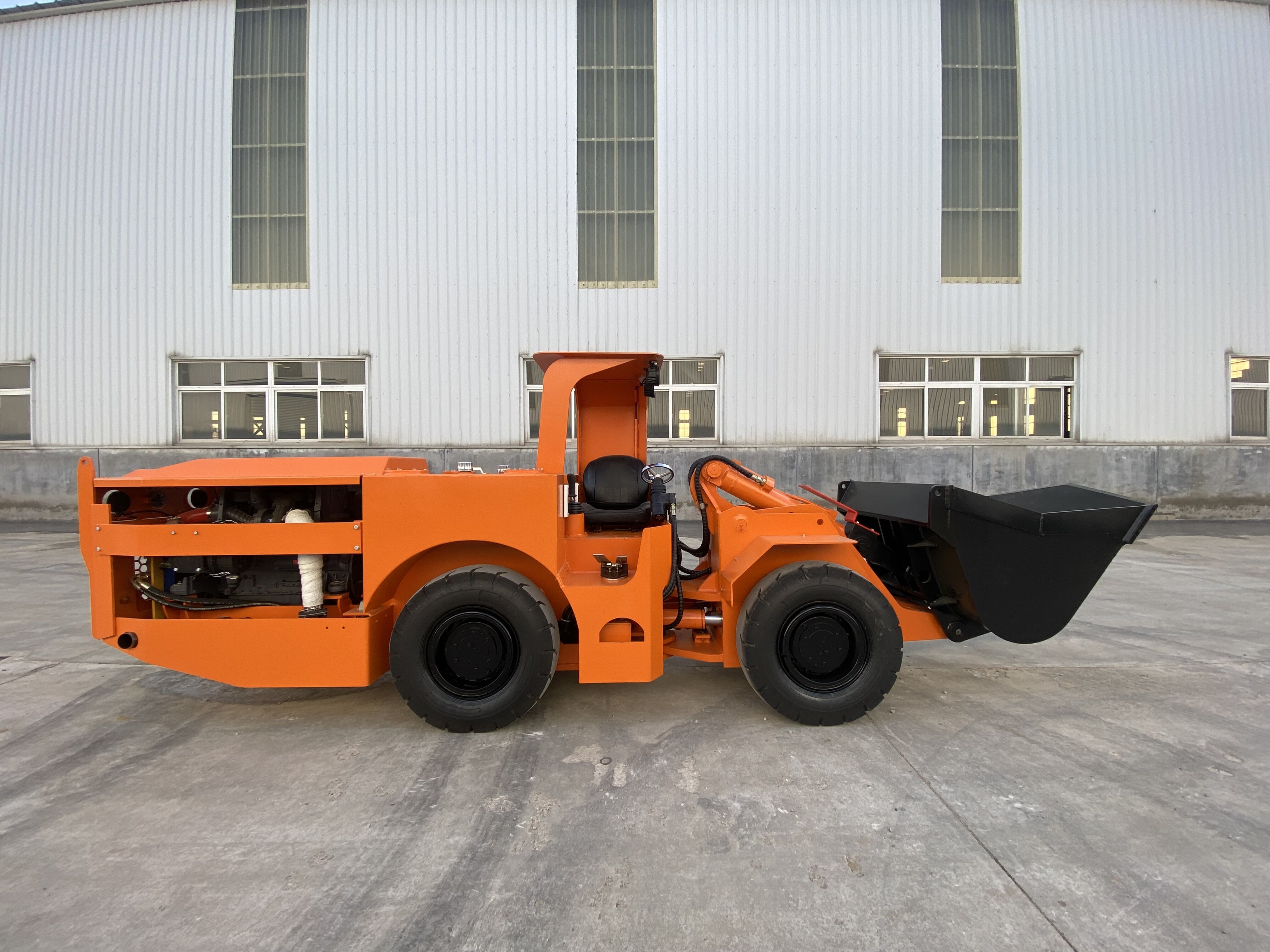 WJ-0.6  0.6 Cubic Meter Wheel Loader for Underground Mining Project, Mini Scoop Tram Featured Image