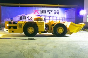 Wholesale China 9 Yard Load Haul Dump Factories –  Underground Mining load haul dump manufacturers Diesel scooptram 4.5m3 10Ton  WJ-4  – Dali