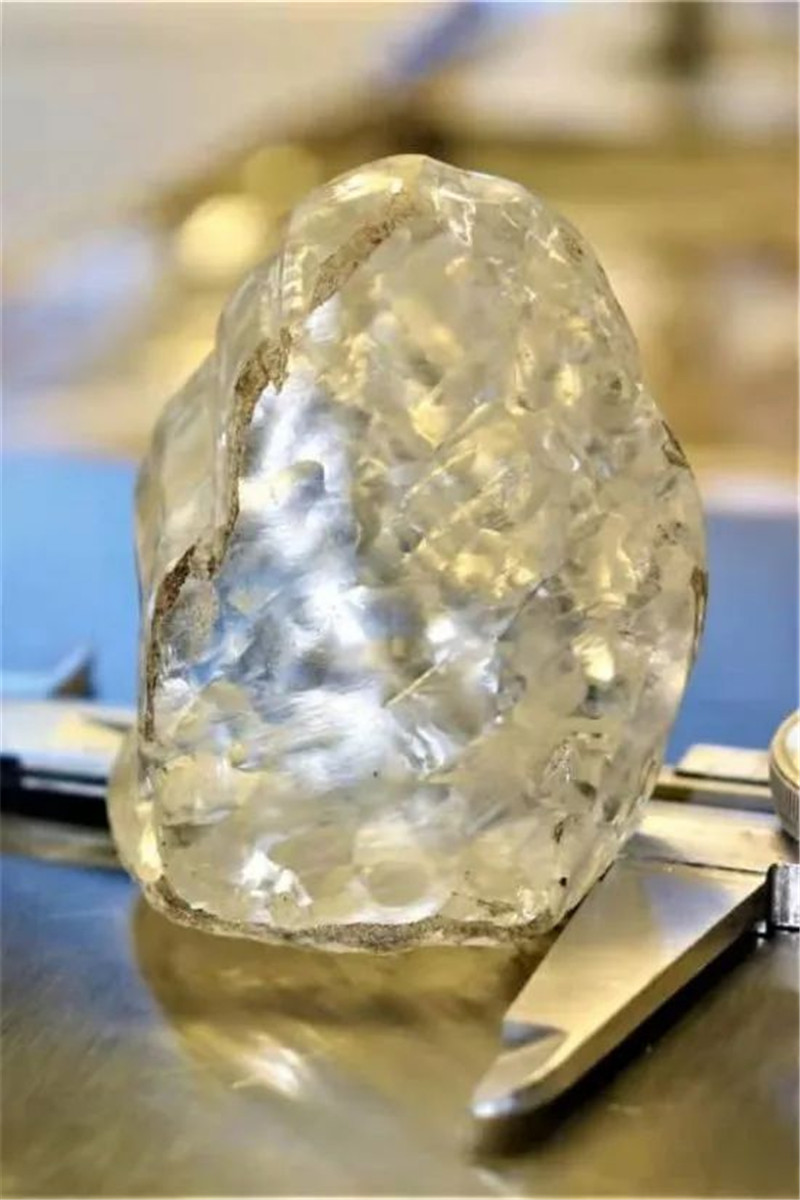 Giant diamonds reappear in Africa