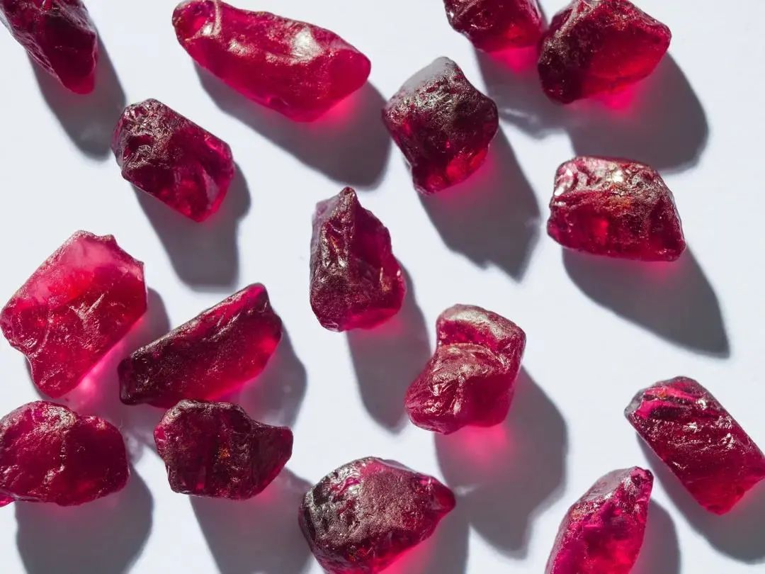 DT-Mozambique’s New Natural Unburned Ruby Product Collection