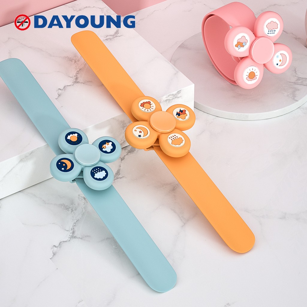 AMB107-B Natural Essence Oil Deet Free Anti Mosquito Safe For Kids Pest Control Carton Rolling Mosquito Repellent Bracelet