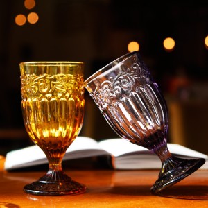 थोक रंगीन भिन्टेज प्यालेस ढाँचा वाइन गोब्लेट गिलास कप